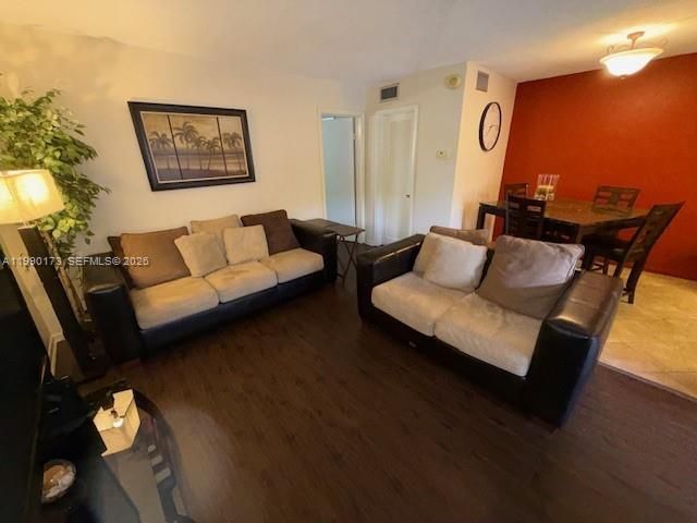 421 NE 1st St , Unit 219, Hallandale Beach, FL 33009 Photo