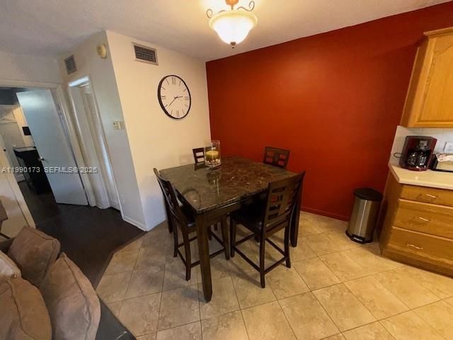 421 NE 1st St , Unit 219, Hallandale Beach, FL 33009 Photo