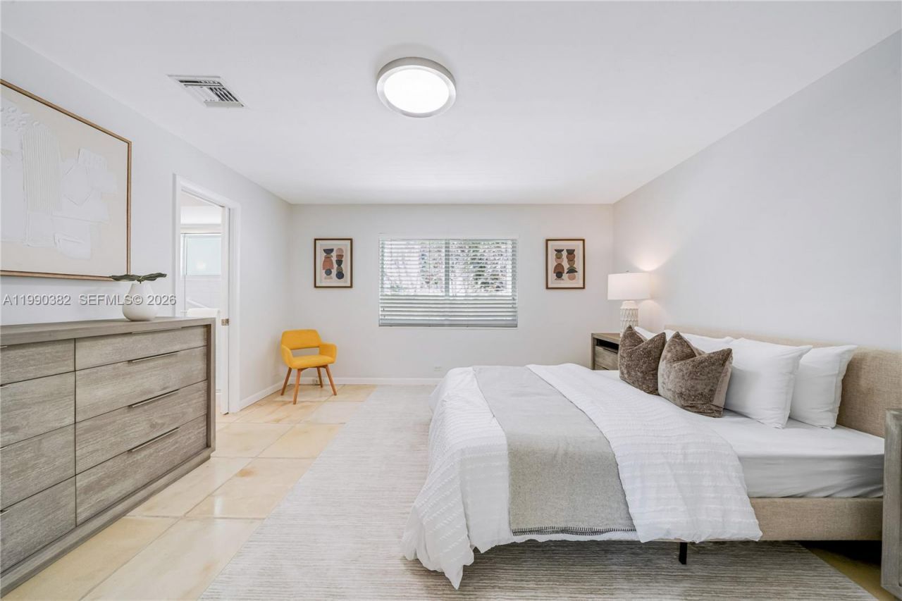 640 S Mashta Dr , Key Biscayne, FL 33149 Photo