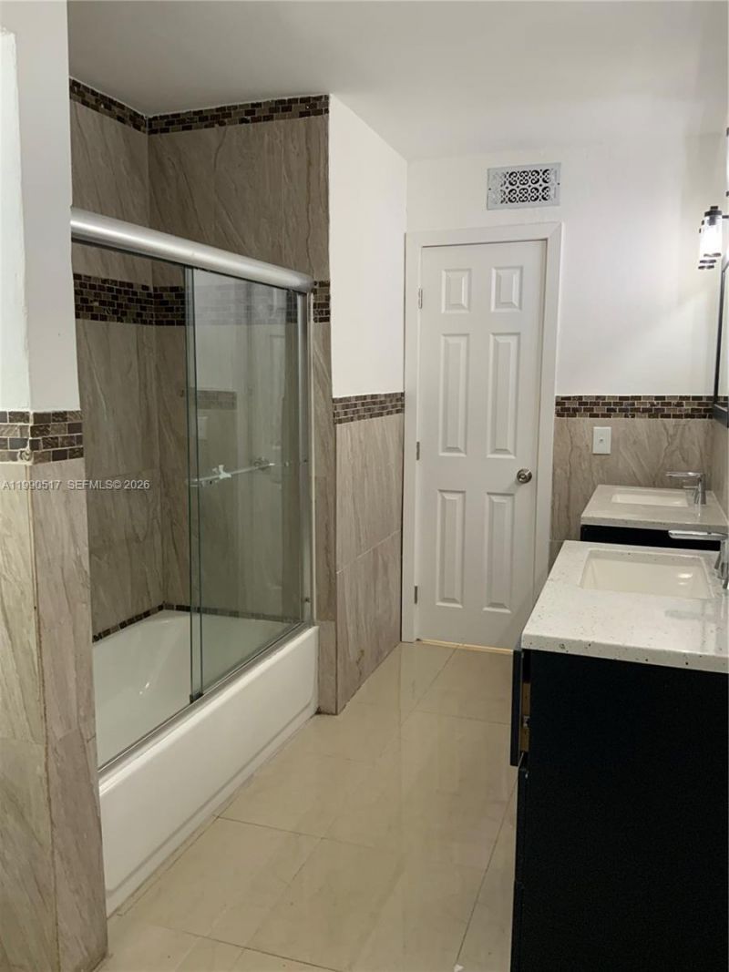 1970 NW 192nd Ter , Miami Gardens, FL 33056 Photo