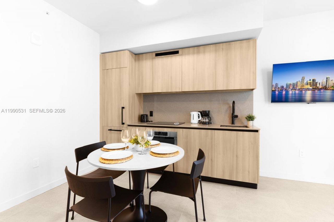 121 NE 5th St, Unit 2611, Miami, FL 33132 Photo