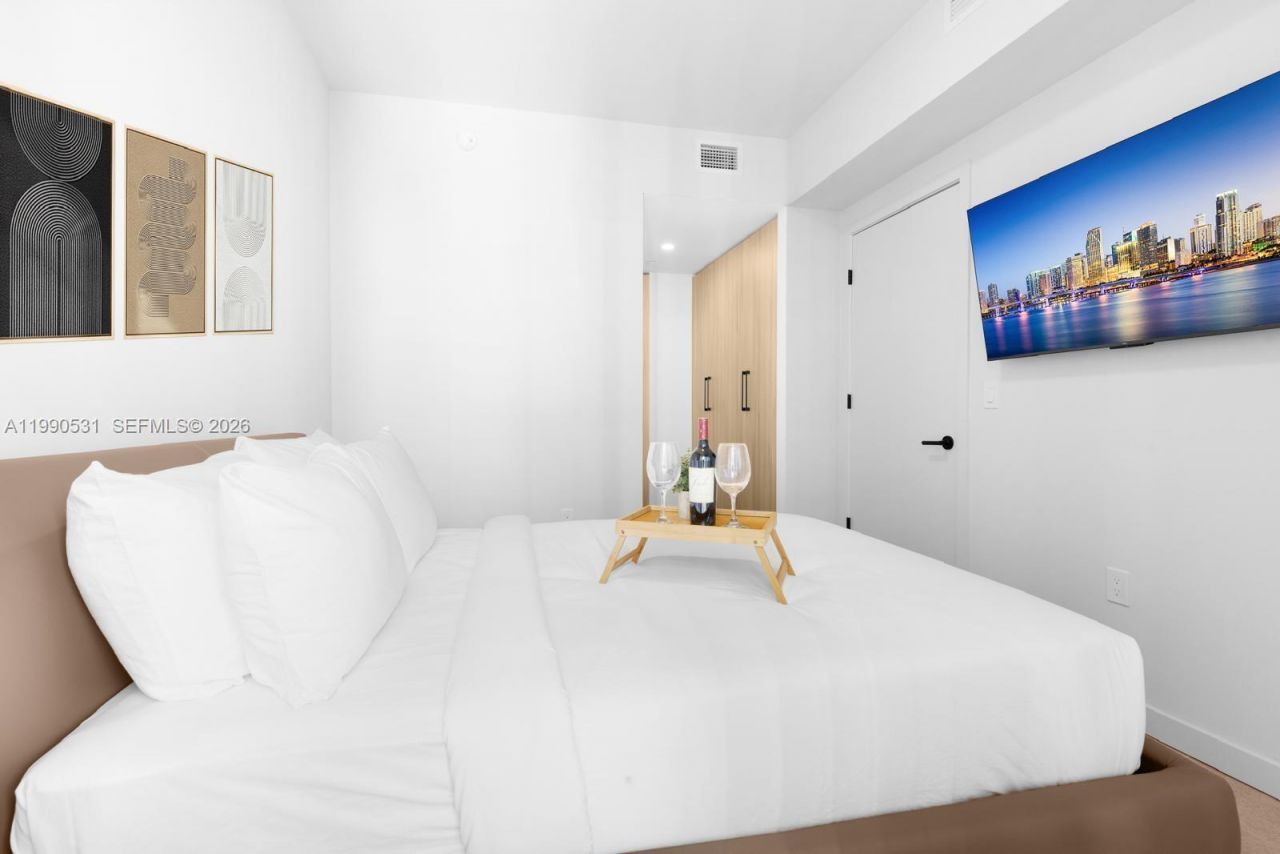 121 NE 5th St, Unit 2611, Miami, FL 33132 Photo