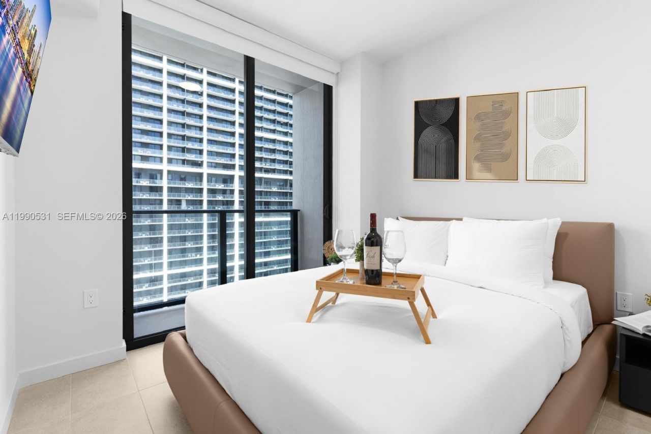 121 NE 5th St, Unit 2611, Miami, FL 33132 Photo