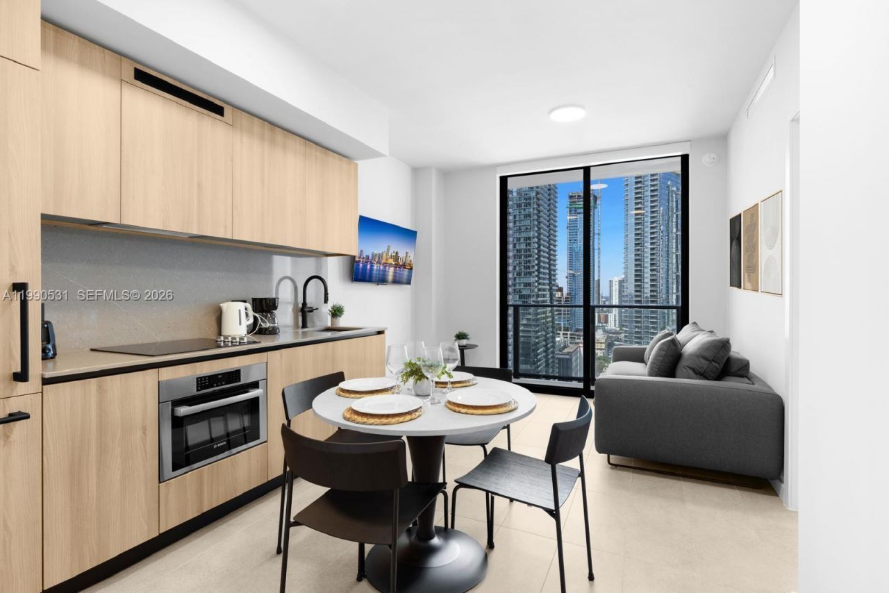 121 NE 5th St, Unit 2611, Miami, FL 33132 Photo