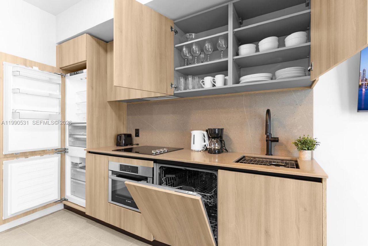 121 NE 5th St, Unit 2611, Miami, FL 33132 Photo