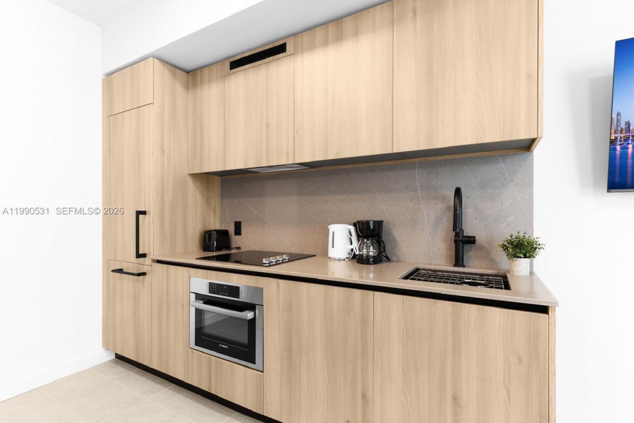 121 NE 5th St, Unit 2611, Miami, FL 33132 Photo