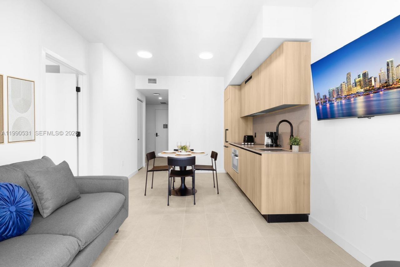 121 NE 5th St, Unit 2611, Miami, FL 33132 Photo