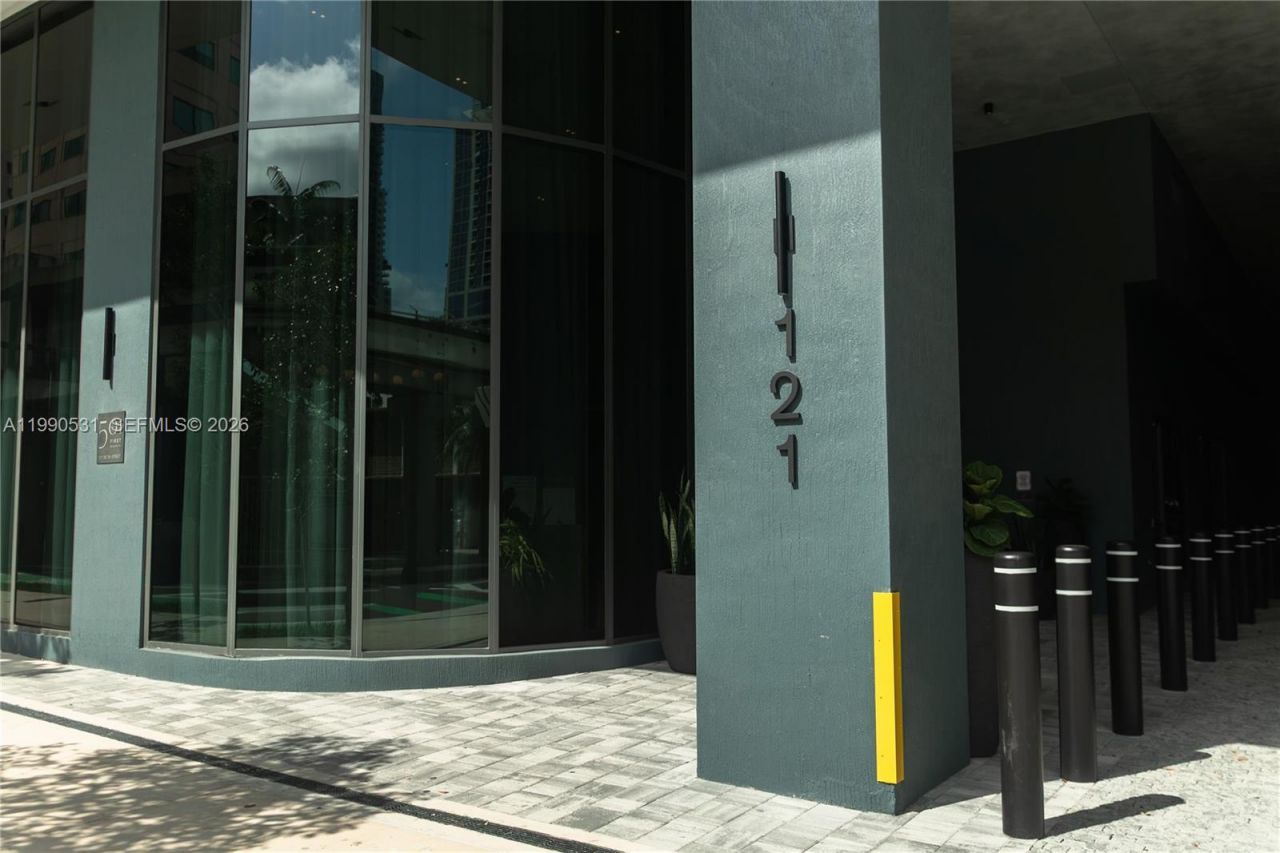 121 NE 5th St, Unit 2611, Miami, FL 33132 Photo