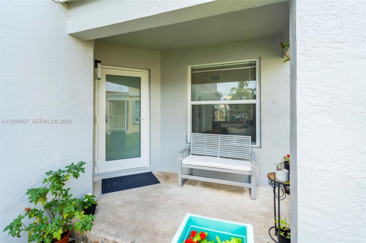 10020 SW 223rd Ln , Cutler Bay, FL 33190 Photo