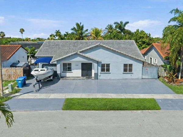 17036 SW 144 Court , Miami, FL 33177