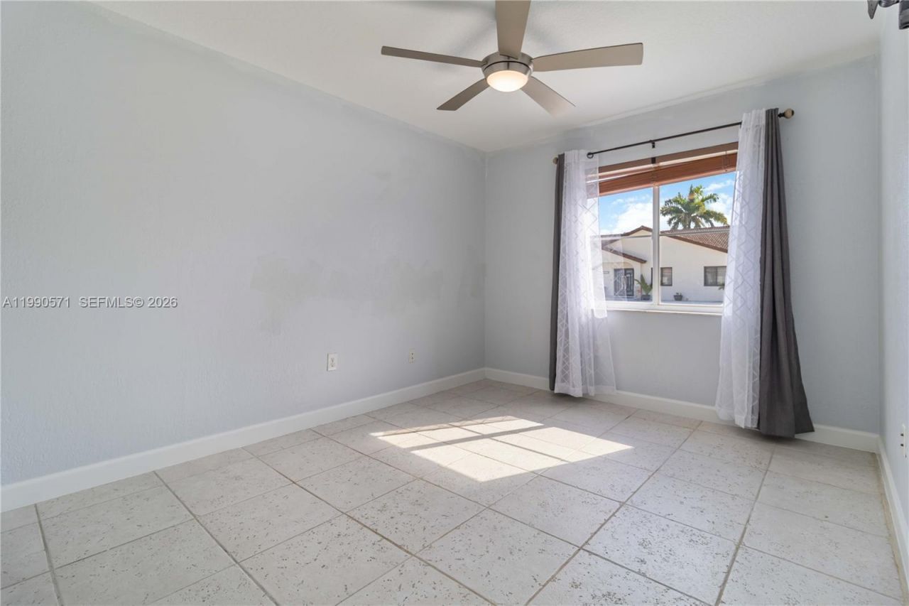 17036 SW 144 Court , Miami, FL 33177 Photo