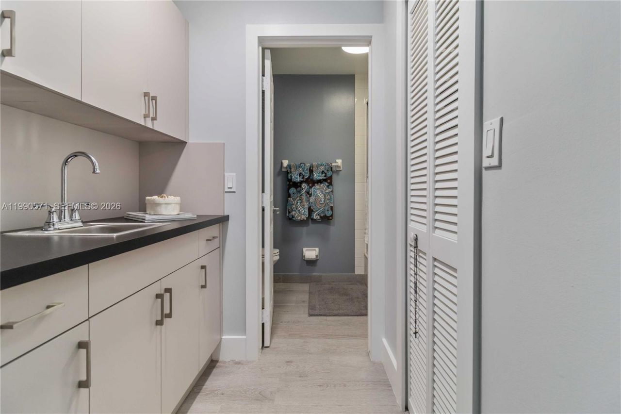 17036 SW 144 Court , Miami, FL 33177 Photo