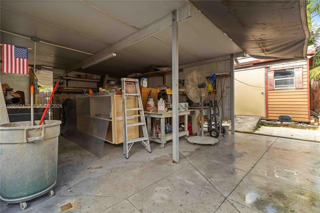 17036 SW 144 Court , Miami, FL 33177 Photo