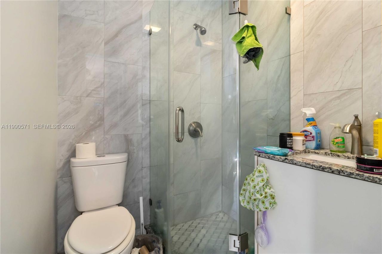 17036 SW 144 Court , Miami, FL 33177 Photo