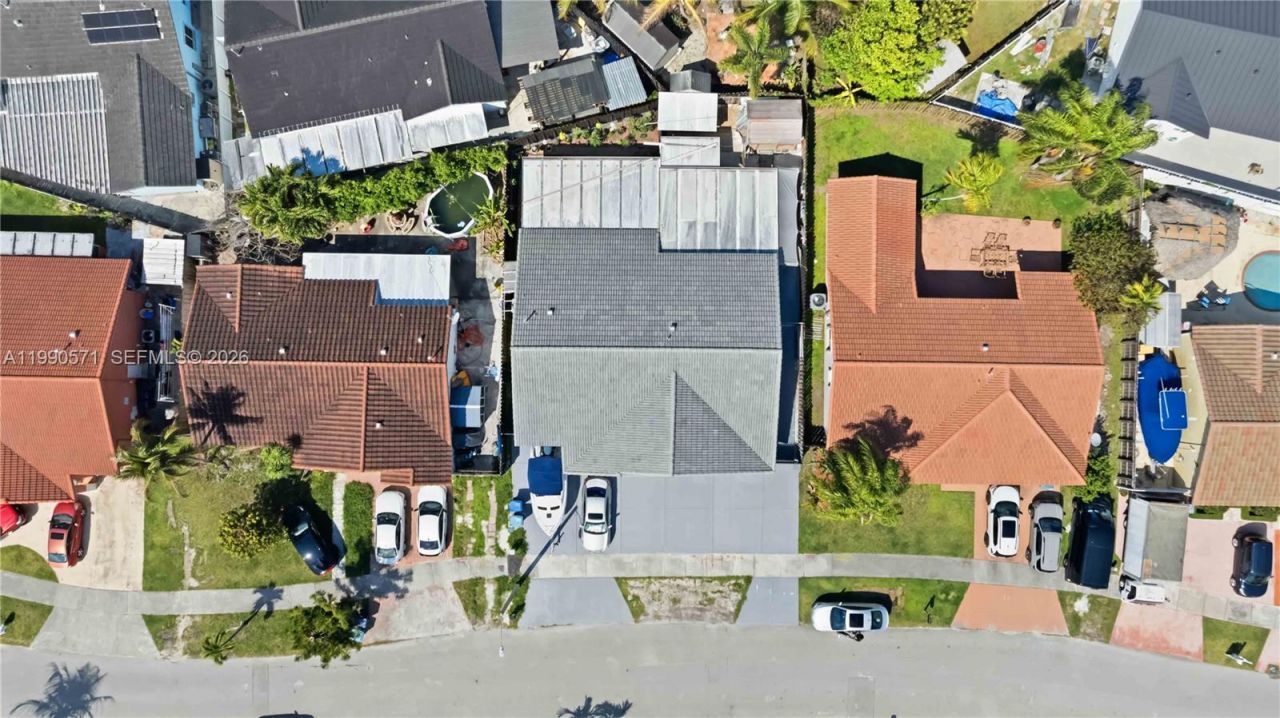 17036 SW 144 Court , Miami, FL 33177 Photo