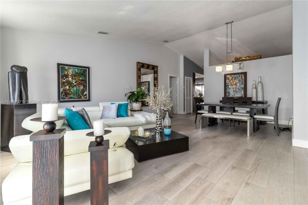 17036 SW 144 Court , Miami, FL 33177 Photo