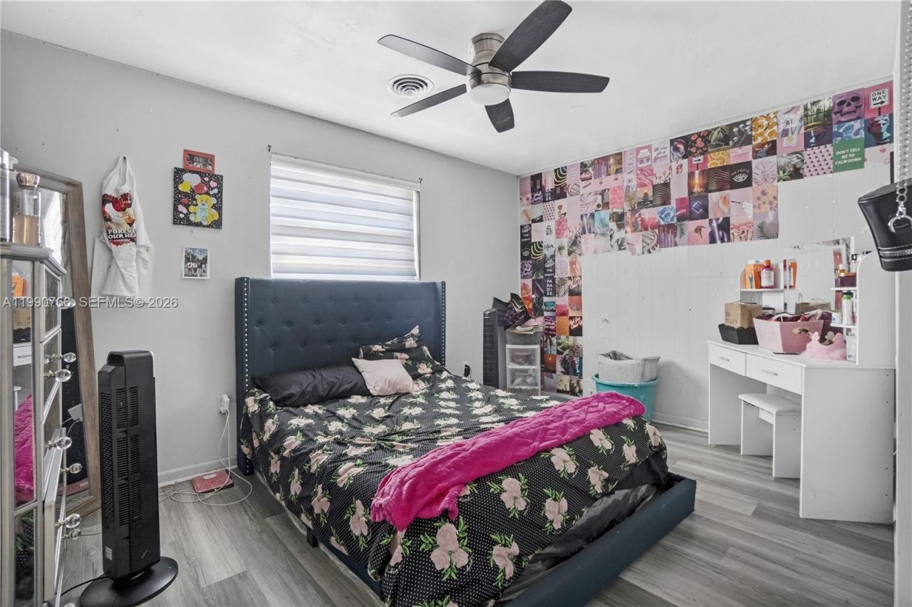 21100 N Miami Ave , Miami Gardens, FL 33169 Photo