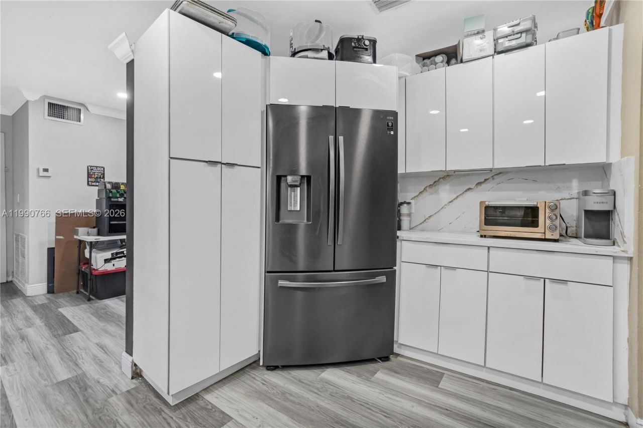 21100 N Miami Ave , Miami Gardens, FL 33169 Photo