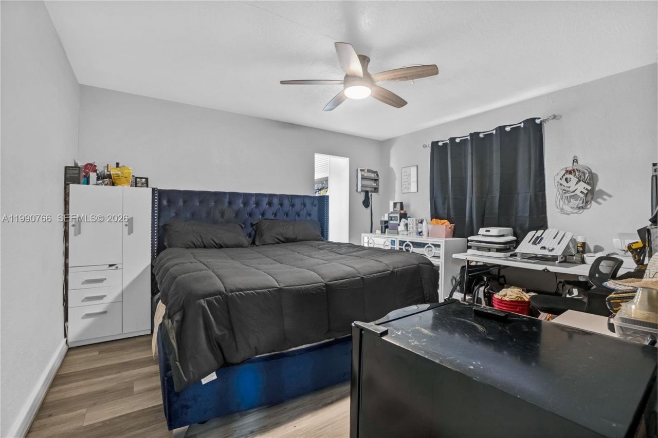 21100 N Miami Ave , Miami Gardens, FL 33169 Photo