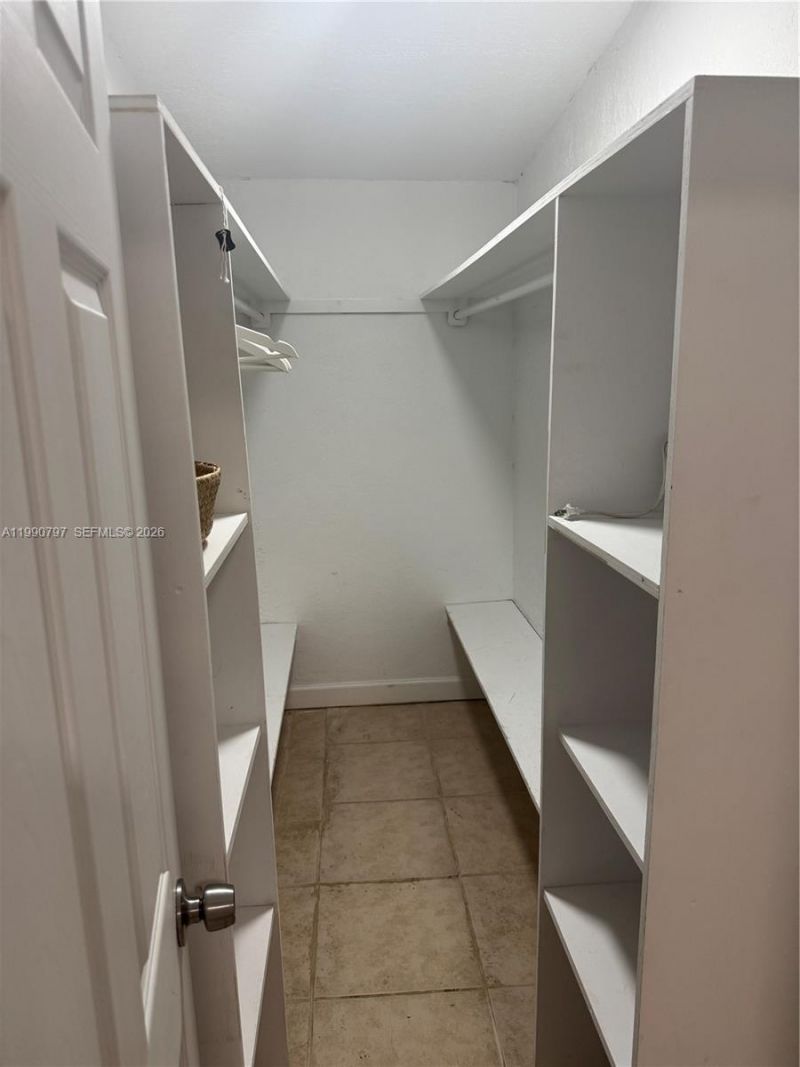 6126 SW 61st St , South Miami, FL 33143 Photo