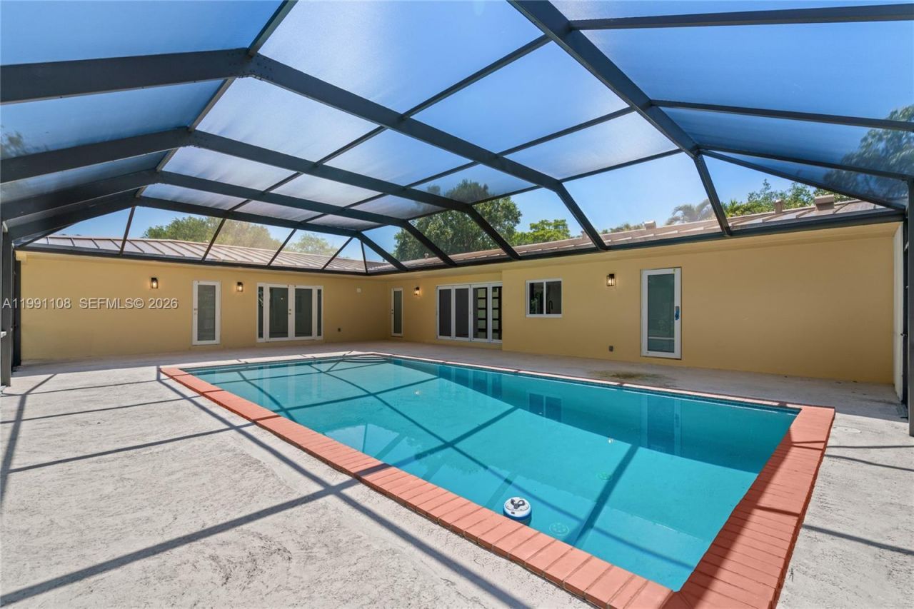 8201 SW 150th Dr , Palmetto Bay, FL 33158 Photo