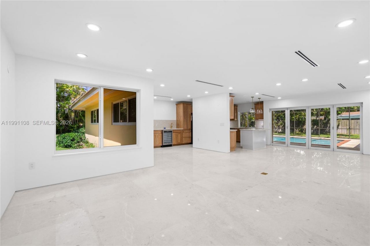 8201 SW 150th Dr , Palmetto Bay, FL 33158 Photo