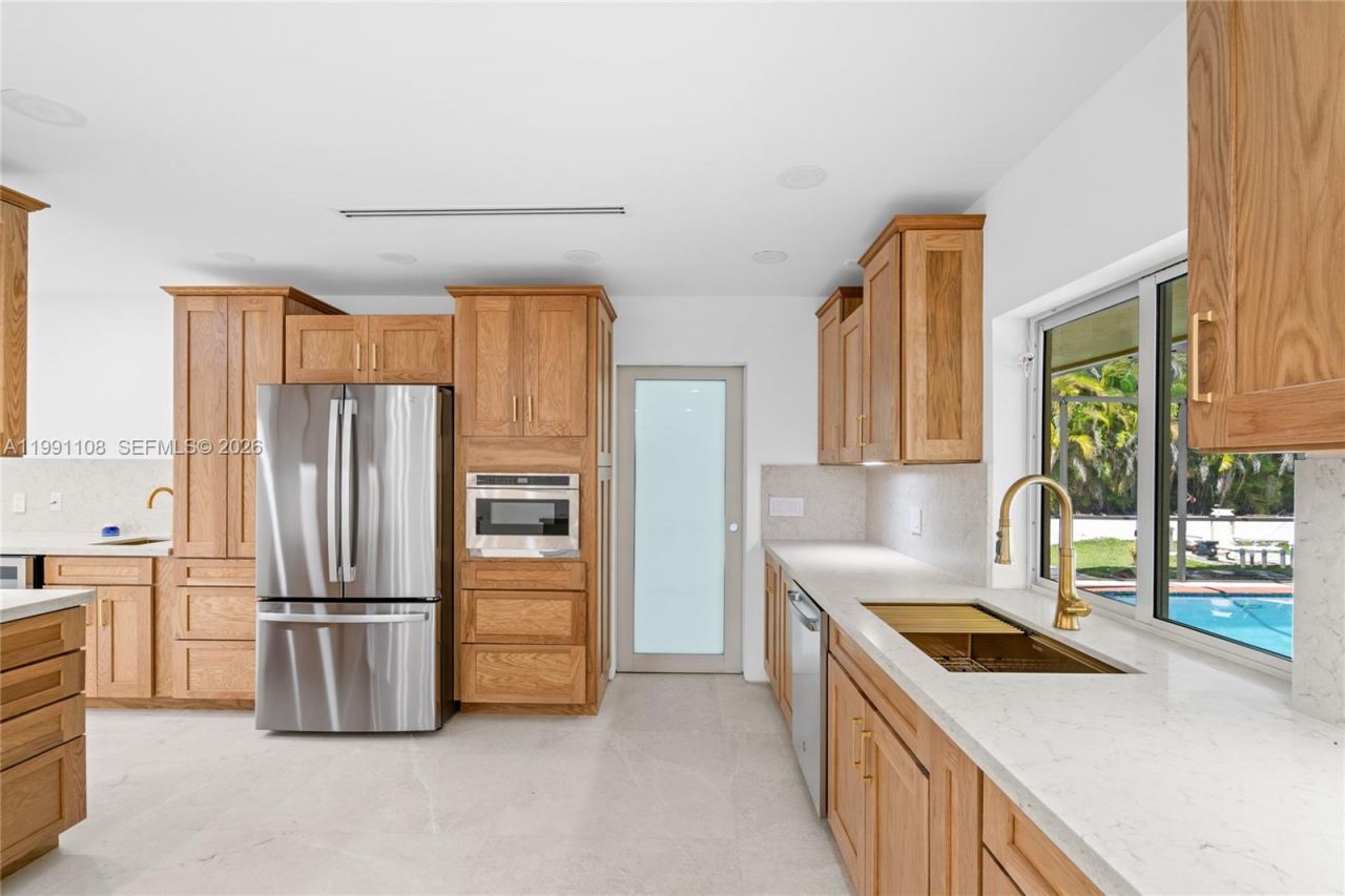 8201 SW 150th Dr , Palmetto Bay, FL 33158 Photo