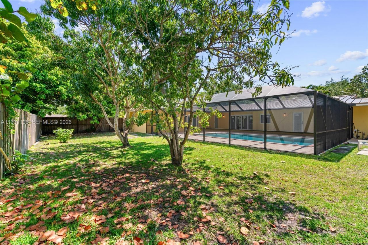 8201 SW 150th Dr , Palmetto Bay, FL 33158 Photo