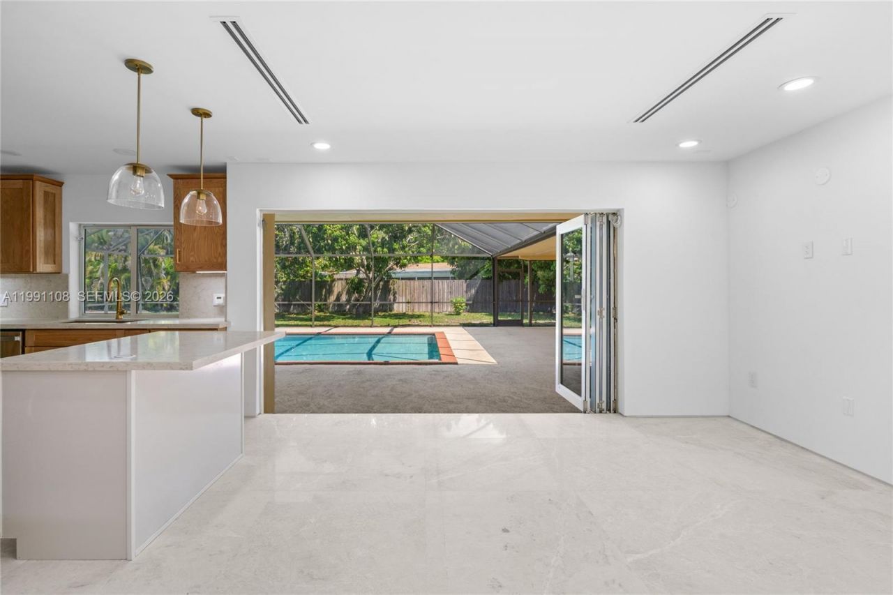 8201 SW 150th Dr , Palmetto Bay, FL 33158 Photo