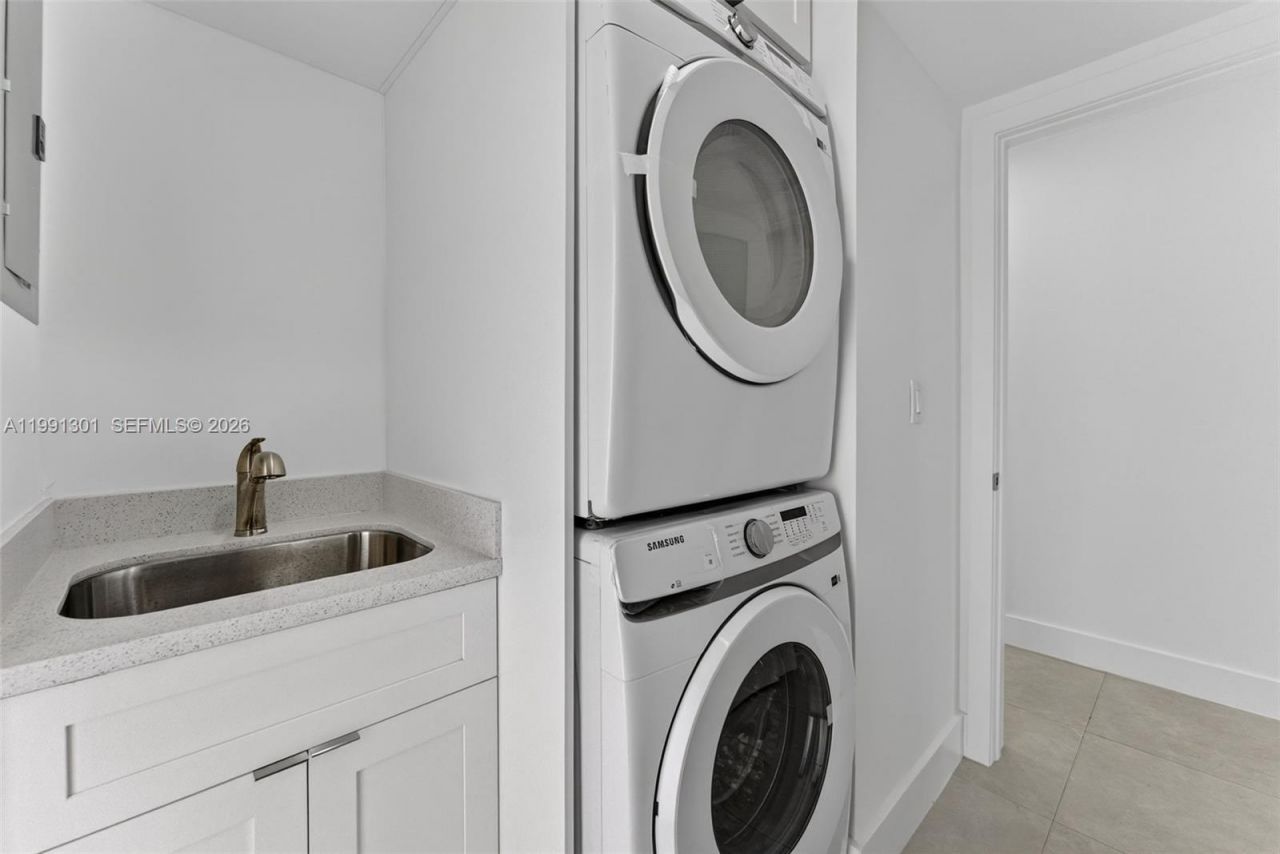 10445 SW 149th Ter , Miami, FL 33176 Photo