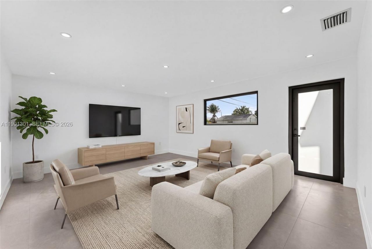 10445 SW 149th Ter , Miami, FL 33176 Photo