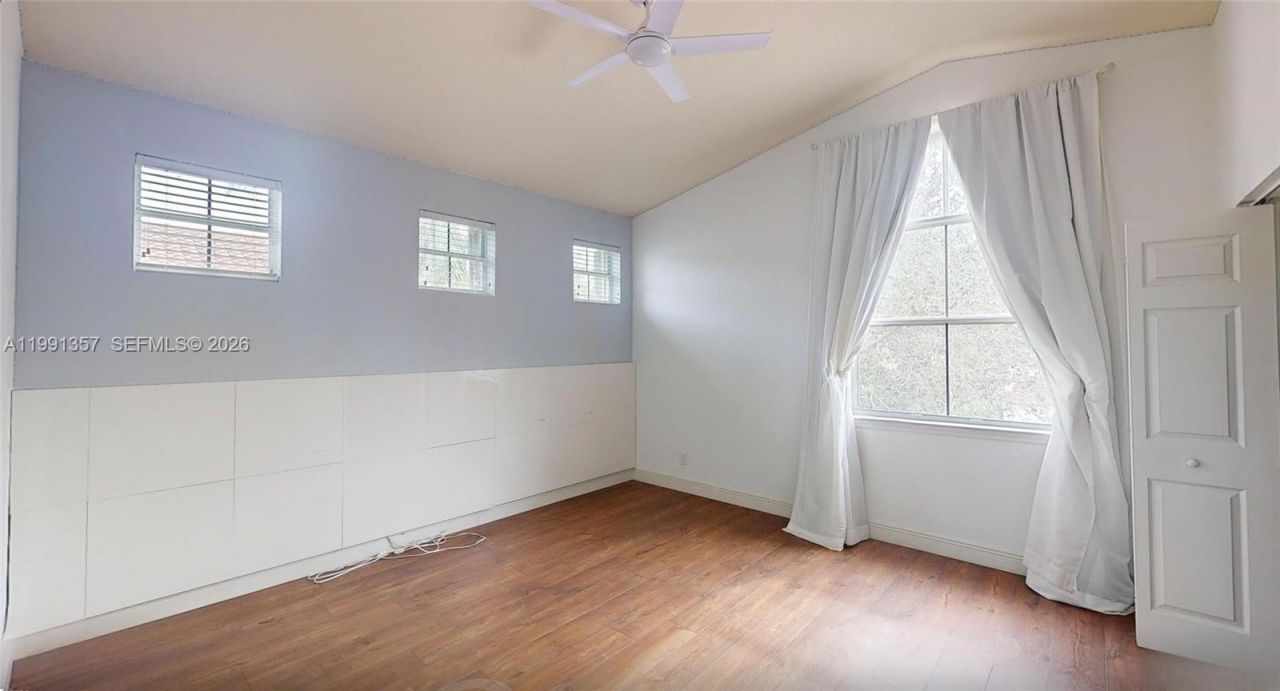 949 N Harbor Vw N , Hollywood, FL 33019 Photo