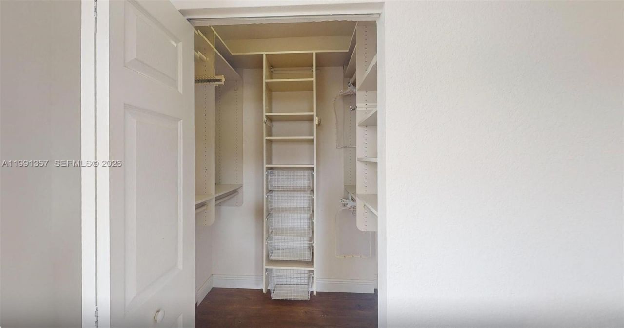 949 N Harbor Vw N , Hollywood, FL 33019 Photo