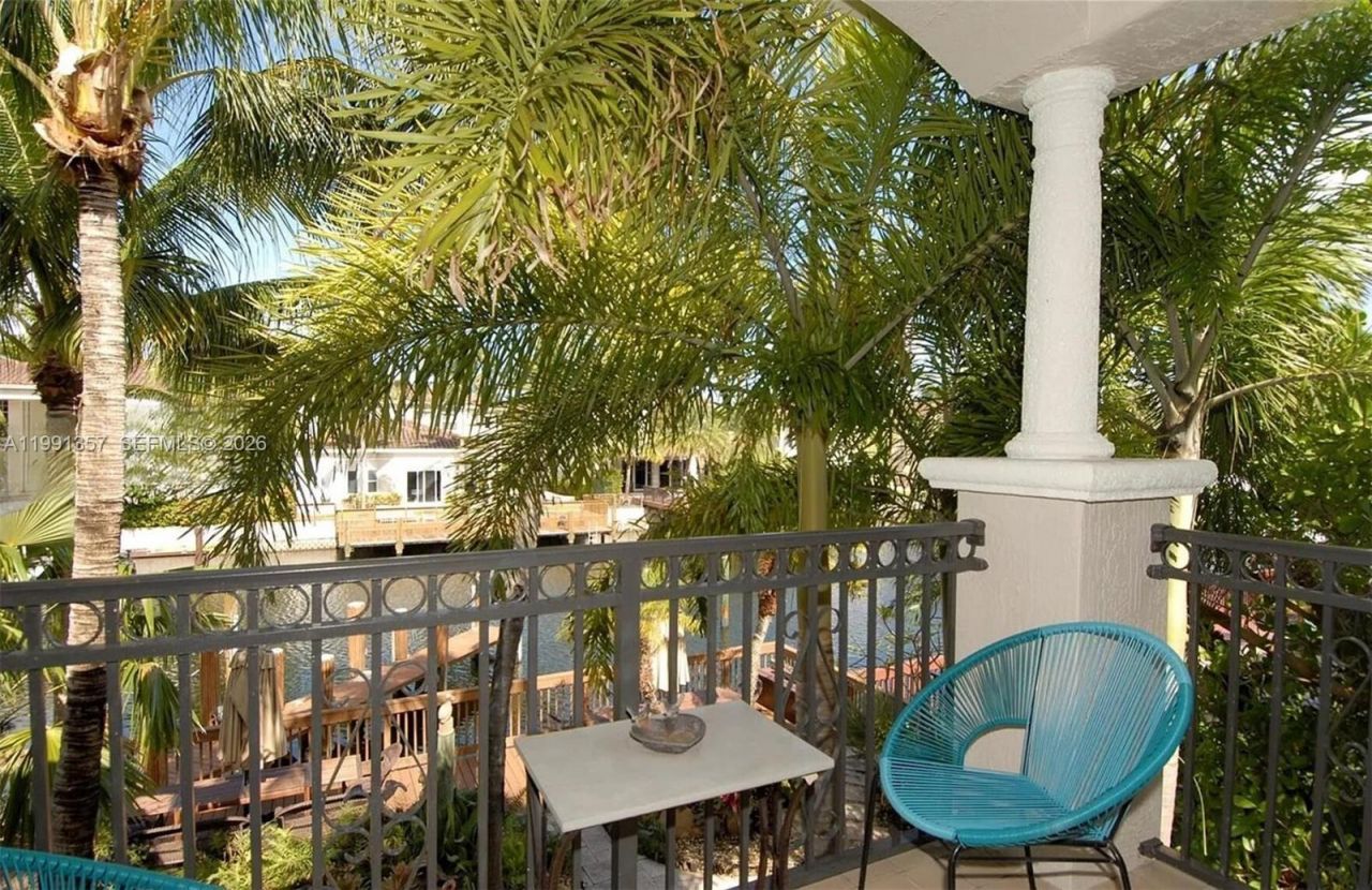 949 N Harbor Vw N , Hollywood, FL 33019 Photo