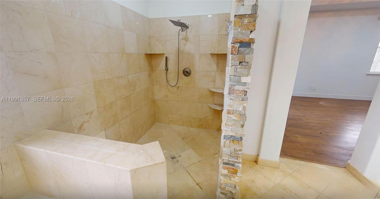 949 N Harbor Vw N , Hollywood, FL 33019 Photo