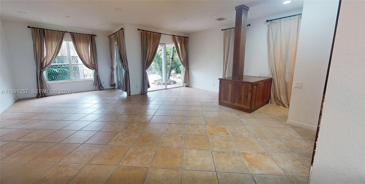 949 N Harbor Vw N , Hollywood, FL 33019 Photo