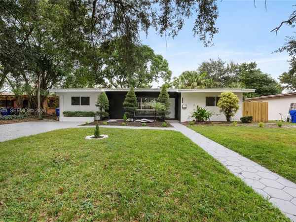5727 Harrison St , Hollywood, FL 33023