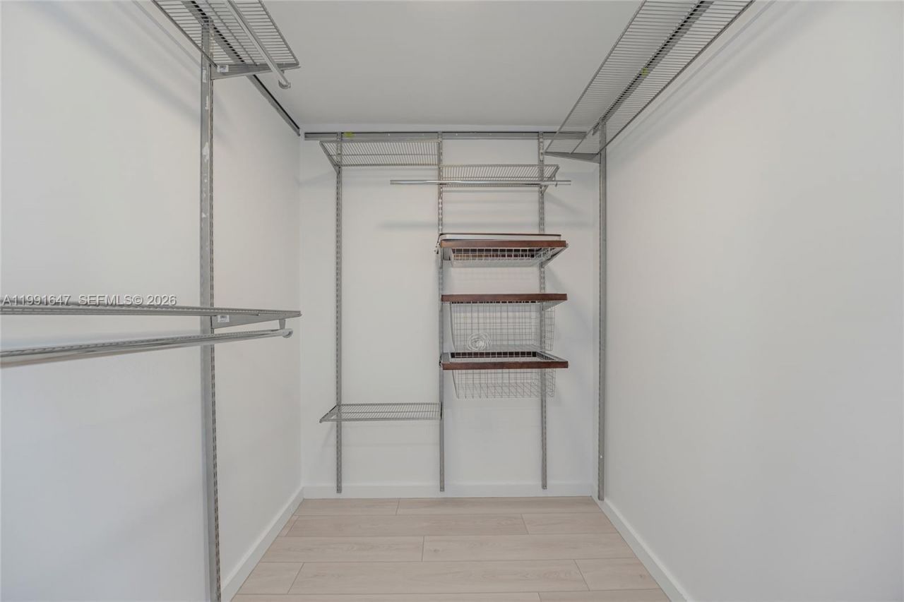 450 Alton Road , Unit 906, Miami Beach, FL 33139 Photo