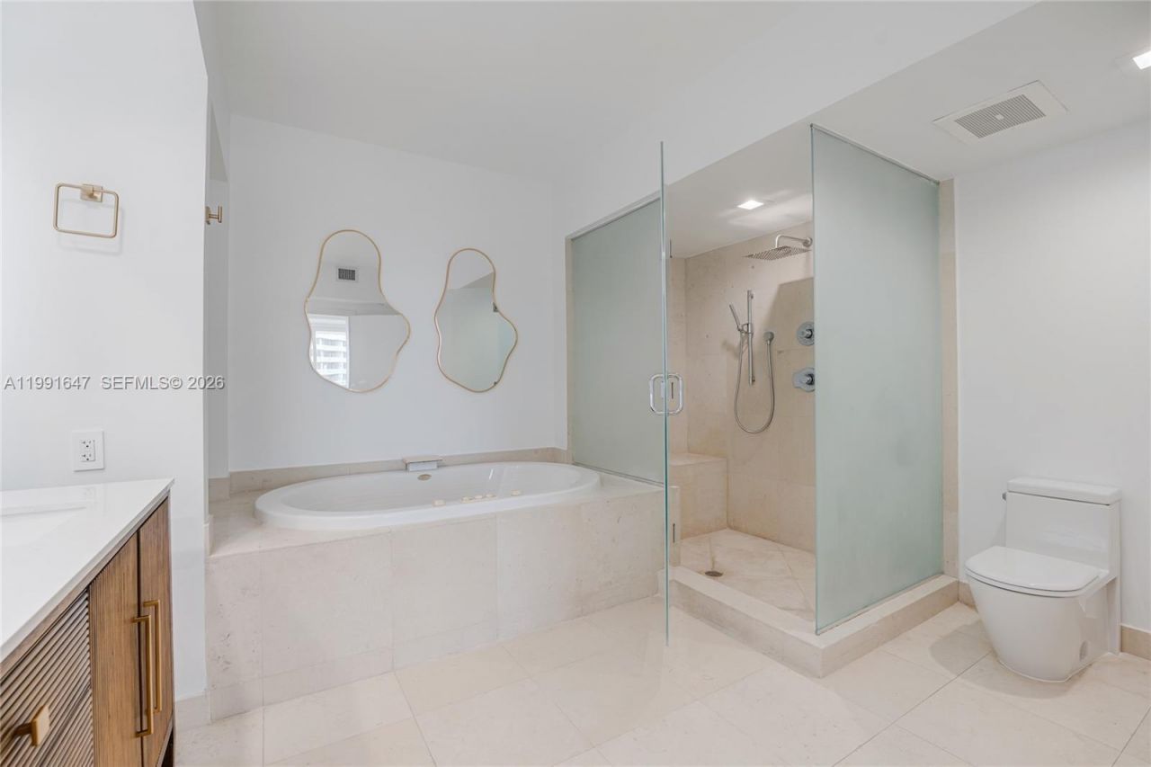 450 Alton Road , Unit 906, Miami Beach, FL 33139 Photo