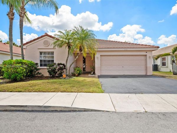 12556 NW 10th Pl, Sunrise, FL 33323