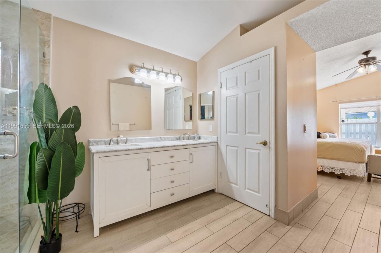 12556 NW 10th Pl, Sunrise, FL 33323 Photo