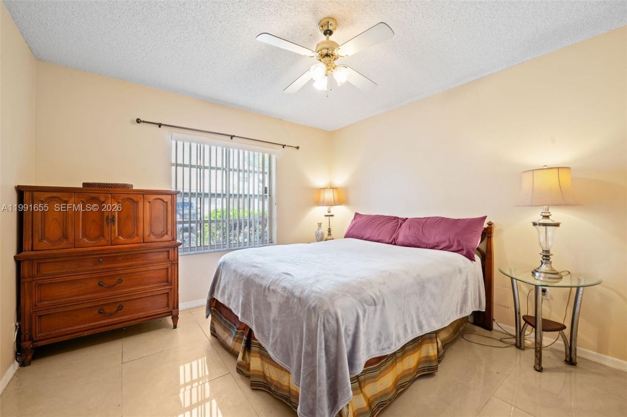 12556 NW 10th Pl, Sunrise, FL 33323 Photo