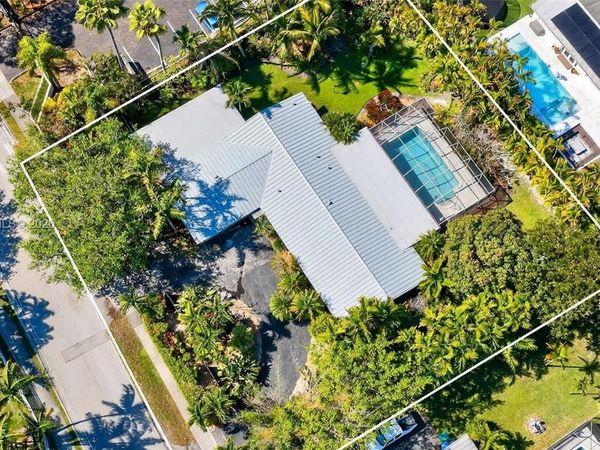 10142 SW 79th Ave, Miami, FL 33156