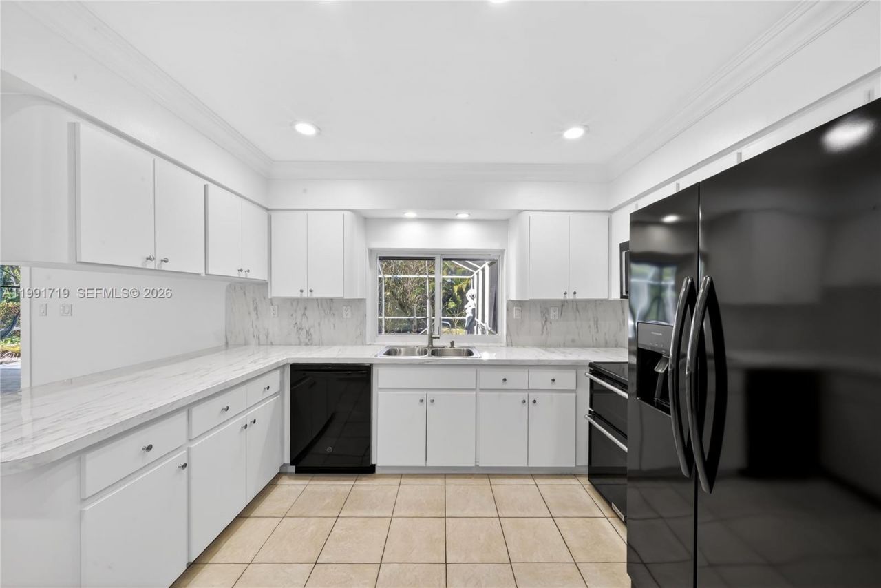 10142 SW 79th Ave, Miami, FL 33156 Photo