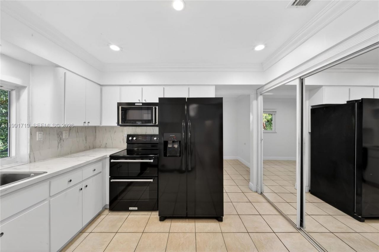 10142 SW 79th Ave, Miami, FL 33156 Photo