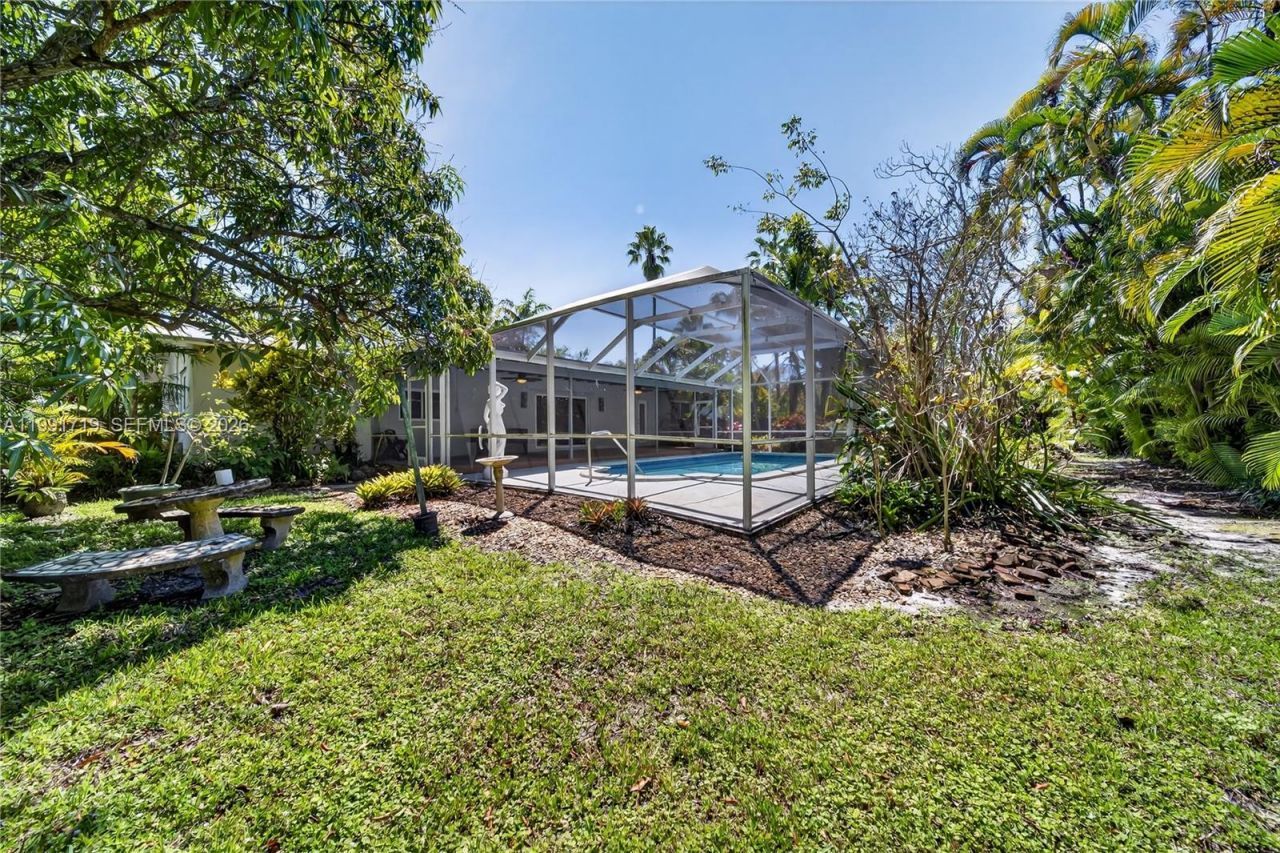 10142 SW 79th Ave, Miami, FL 33156 Photo