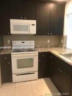 850 NE 209th Ter , Unit 204-35, Miami, FL 33179 Photo