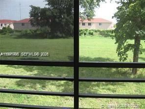 850 NE 209th Ter , Unit 204-35, Miami, FL 33179 Photo