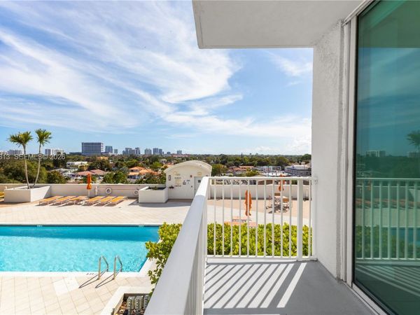 3180 SW 22nd Ter , Unit 601, Miami, FL 33145