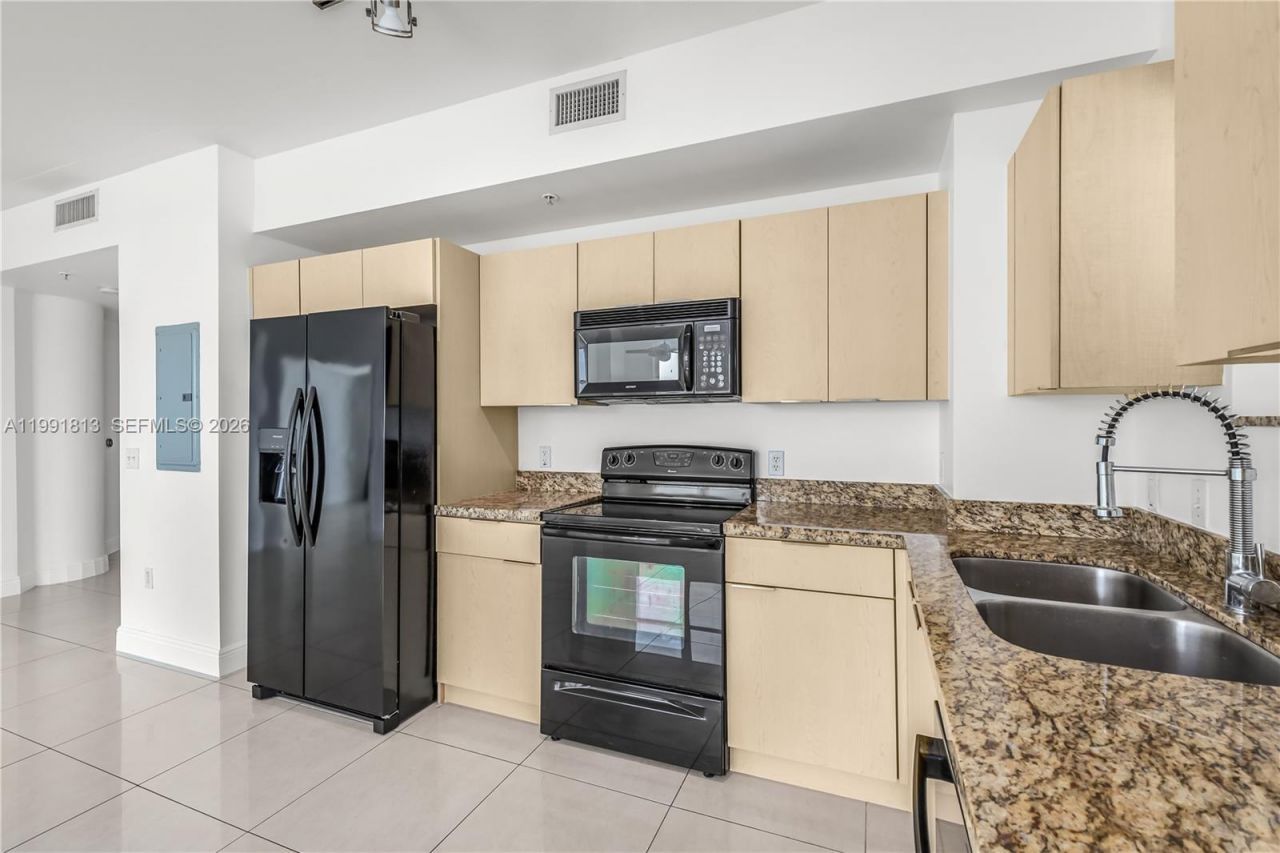 3180 SW 22nd St, Unit 601, Miami, FL 33145 Photo